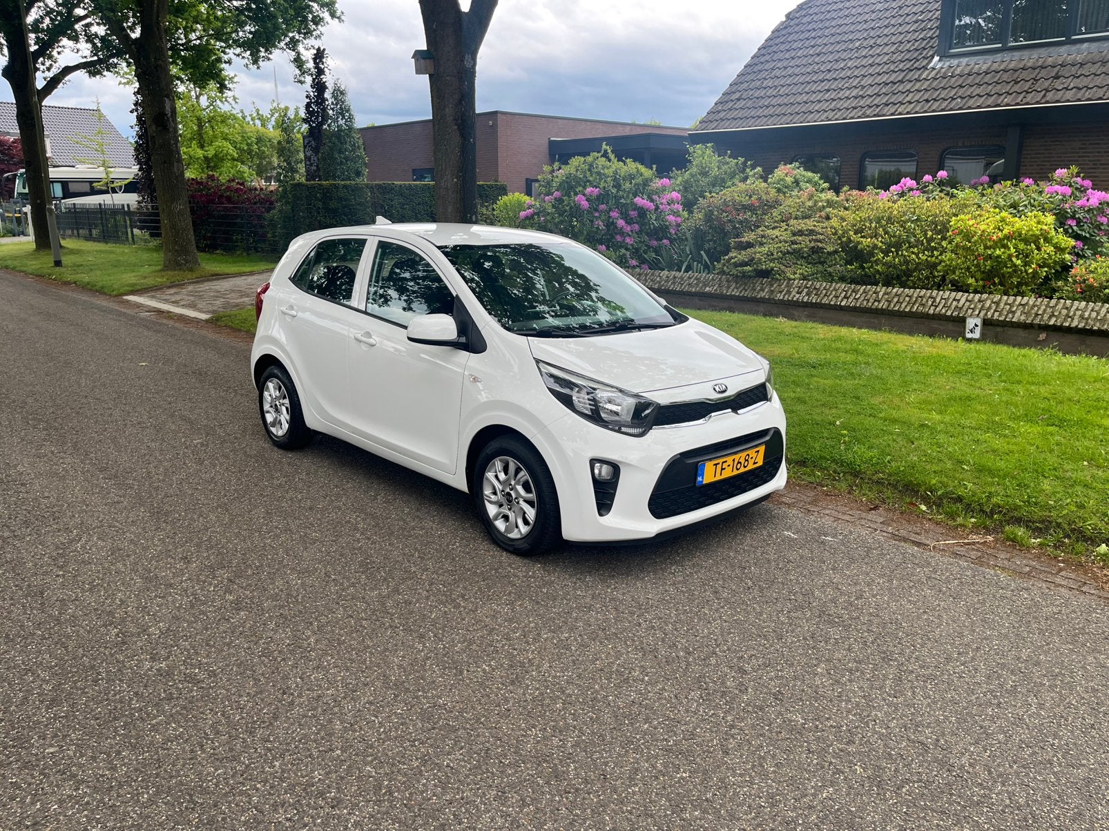 Kia Picanto 1.0 CVVT Comfort PlusLine Navigator, Camera 2018