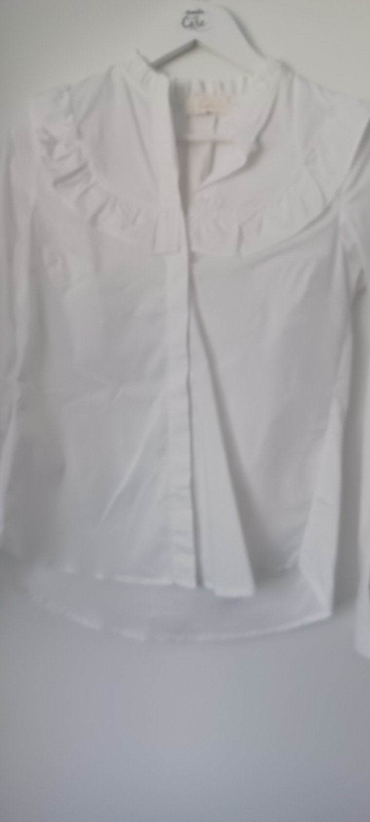 Witte blouse met ruches - JCL - Maat M, Kleding | Dames, Maat 38/40 (M), Wit, Ophalen of Verzenden, Zo goed als nieuw