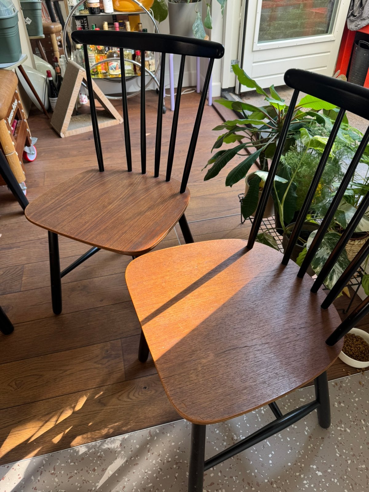 Vintage pastoe stoelen, Huis en Inrichting, Stoelen, Ophalen, Gebruikt, Twee, Zwart