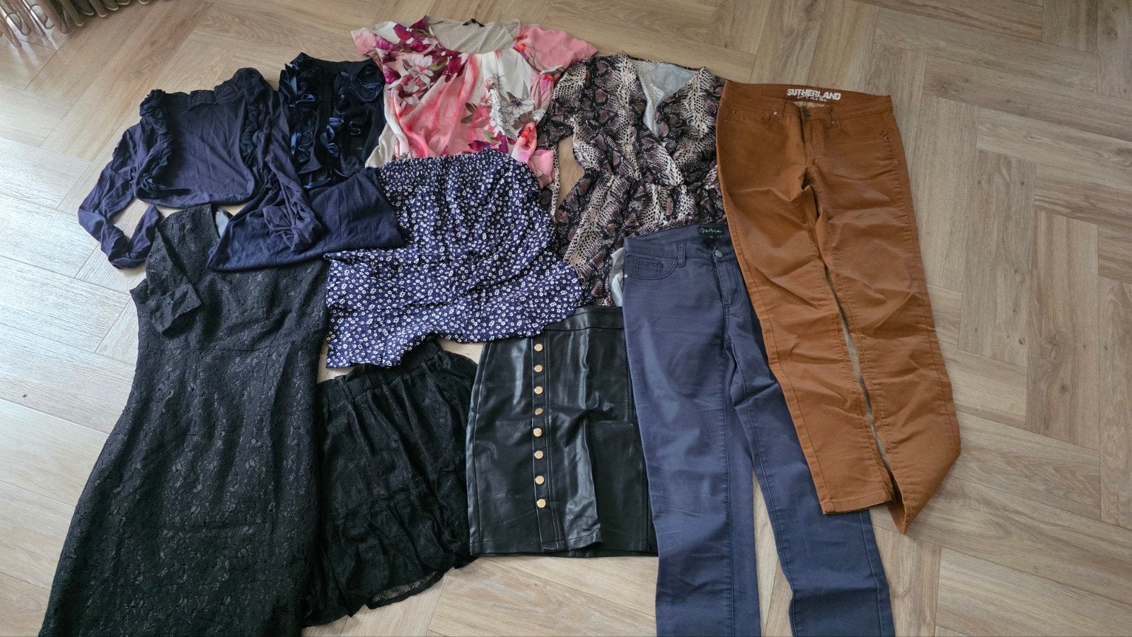 Gratis kledingpakket maat S, Ophalen, Zo goed als nieuw, Maat 36 (S)