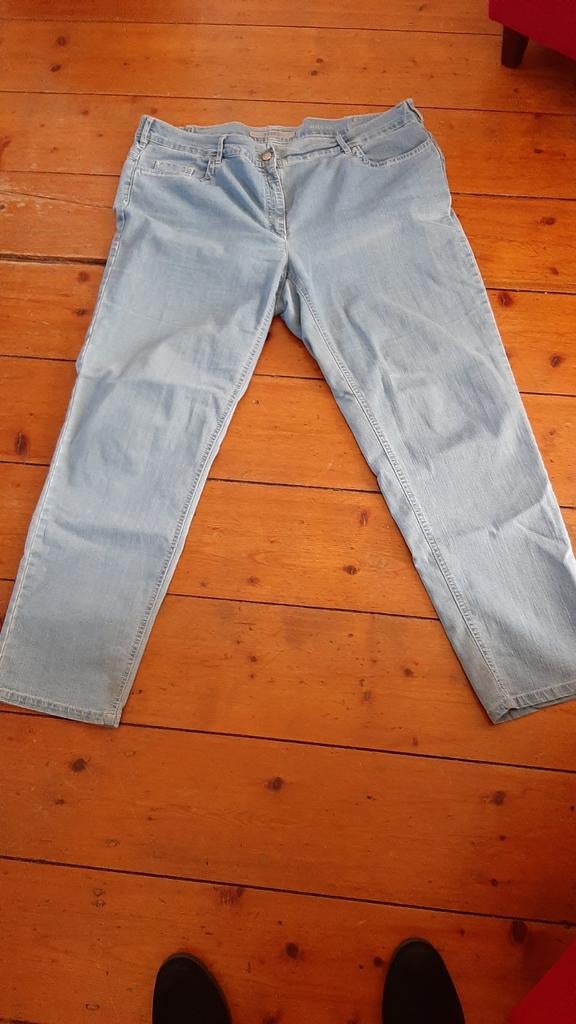 Spijkerbroek.Grote maat., Ophalen of Verzenden, Zo goed als nieuw, Blauw, Overige jeansmaten