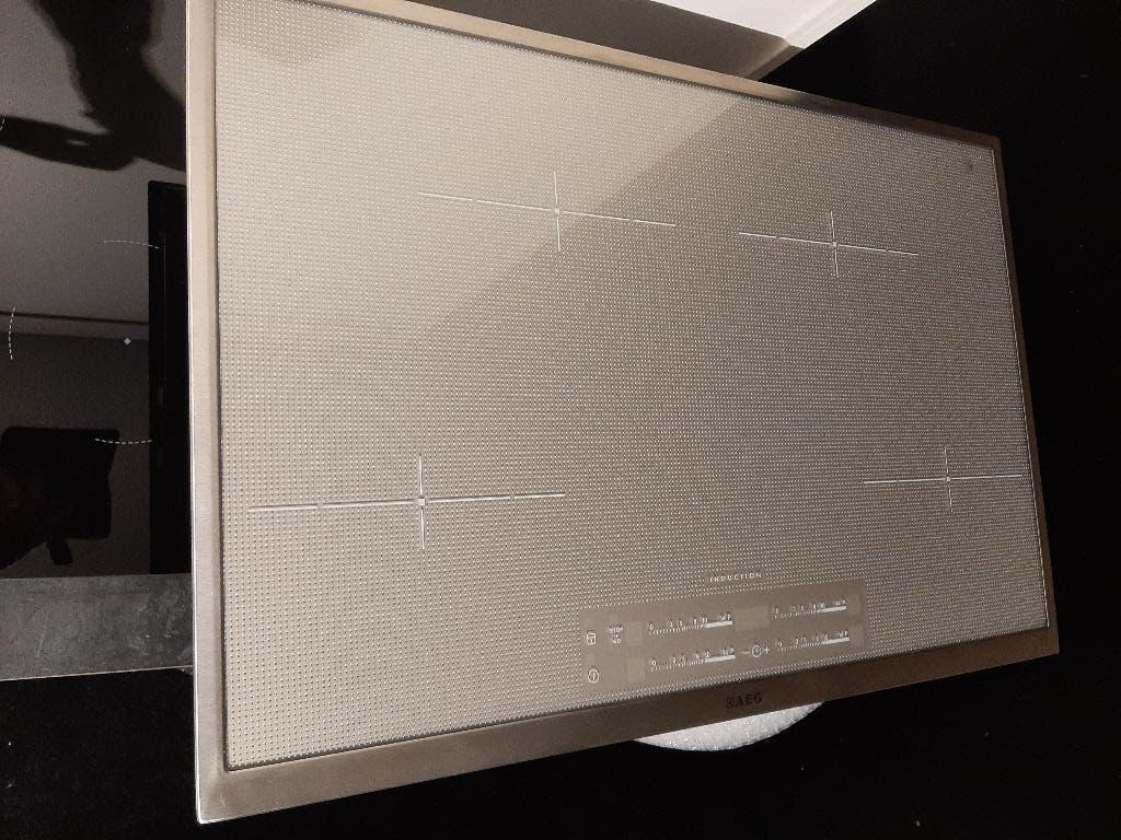 AEG 80 cm inductie kookplaat HKM85440XS Zilverkleurig, Zo goed als nieuw, Inbouw, Inductie, 4 kookzones