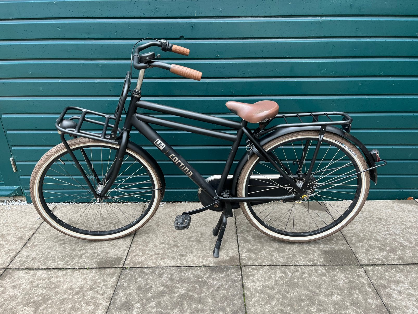 Transportfiets Cortina 26 inch - jongensfiets - zwart, Fietsen en Brommers, Fietsen | Jongens, Cortina transport fiets, Versnellingen