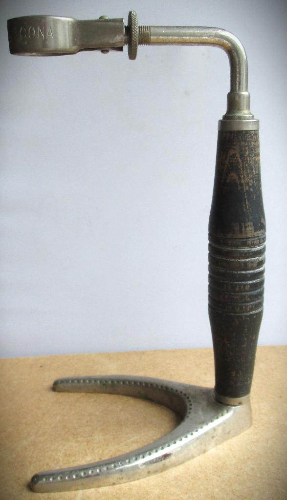 Standaard Cona~Vintage~Zwart hout~laboratorium, Antiek en Kunst, Ophalen of Verzenden
