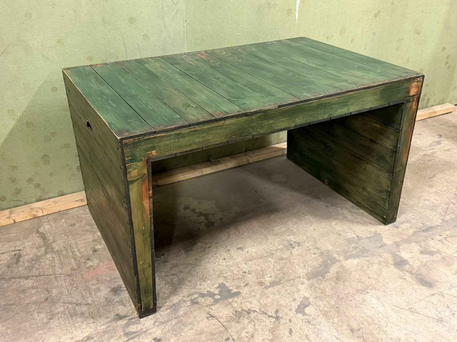 Tafel Bosche School, Ophalen