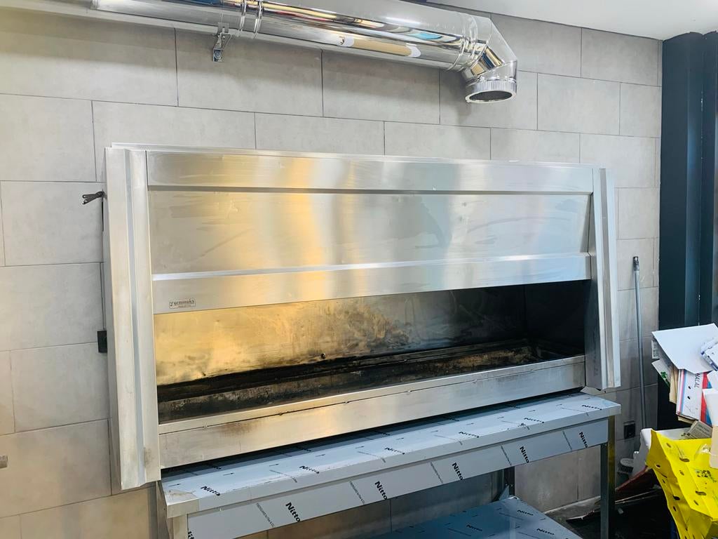 Professionele Houtskoolbarbecue voor Restaurant, Tuin en Terras, Houtskoolbarbecues, Gebruikt, Ophalen of Verzenden