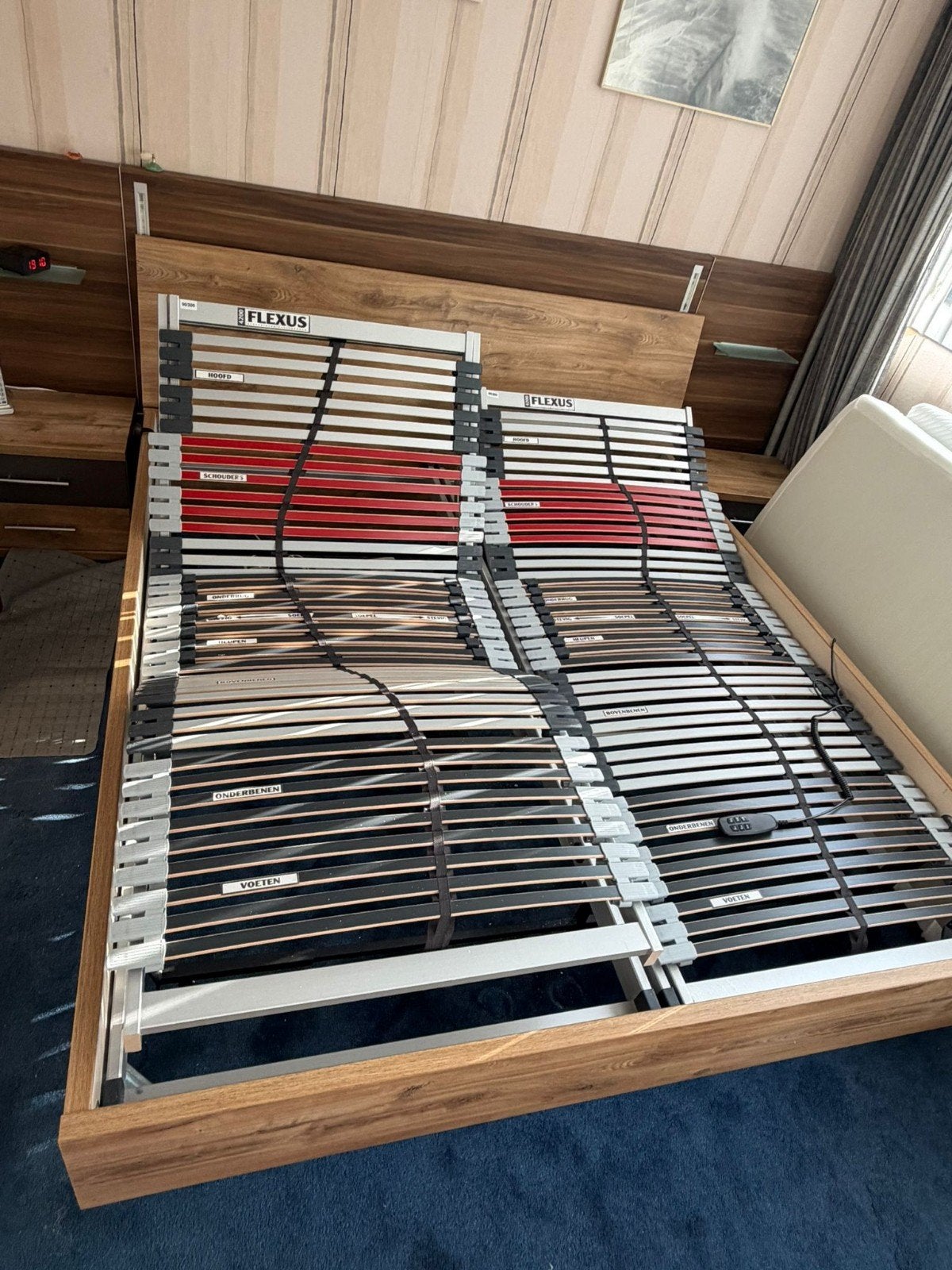 Zo goed als nieuw 2-persoonsbed 180x200cm (excl. matrassen), Huis en Inrichting, Slaapkamer | Bedden, Ophalen, Tweepersoons, Zo goed als nieuw