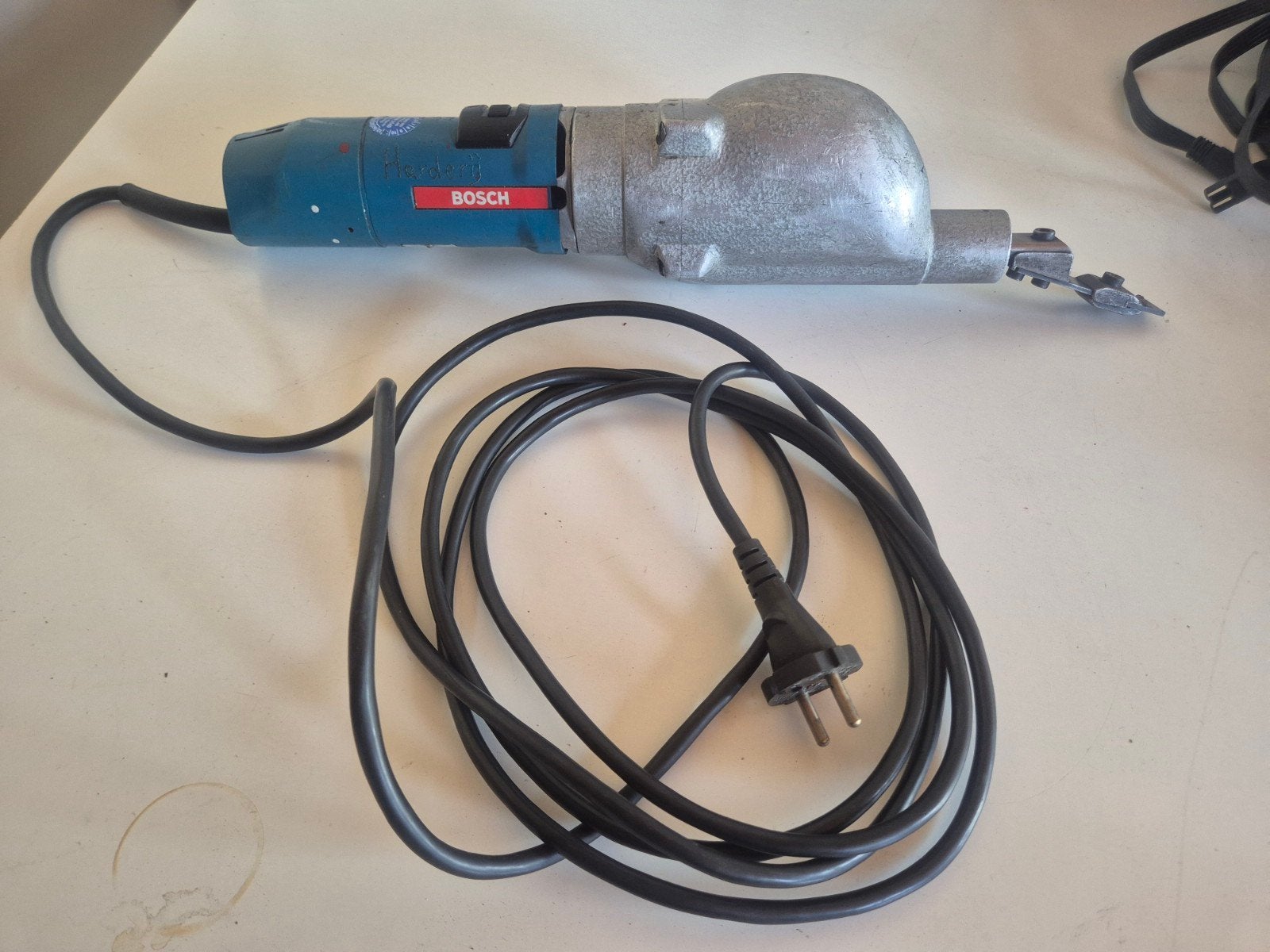 Bosch Scintilla SA 2 607 220 133 Schraapmachine Handschraper, Bosch, Gebruikt, Robert Bosch GmbH, Postfach 10 60 50, 70049 Stuttgart, Duitsland