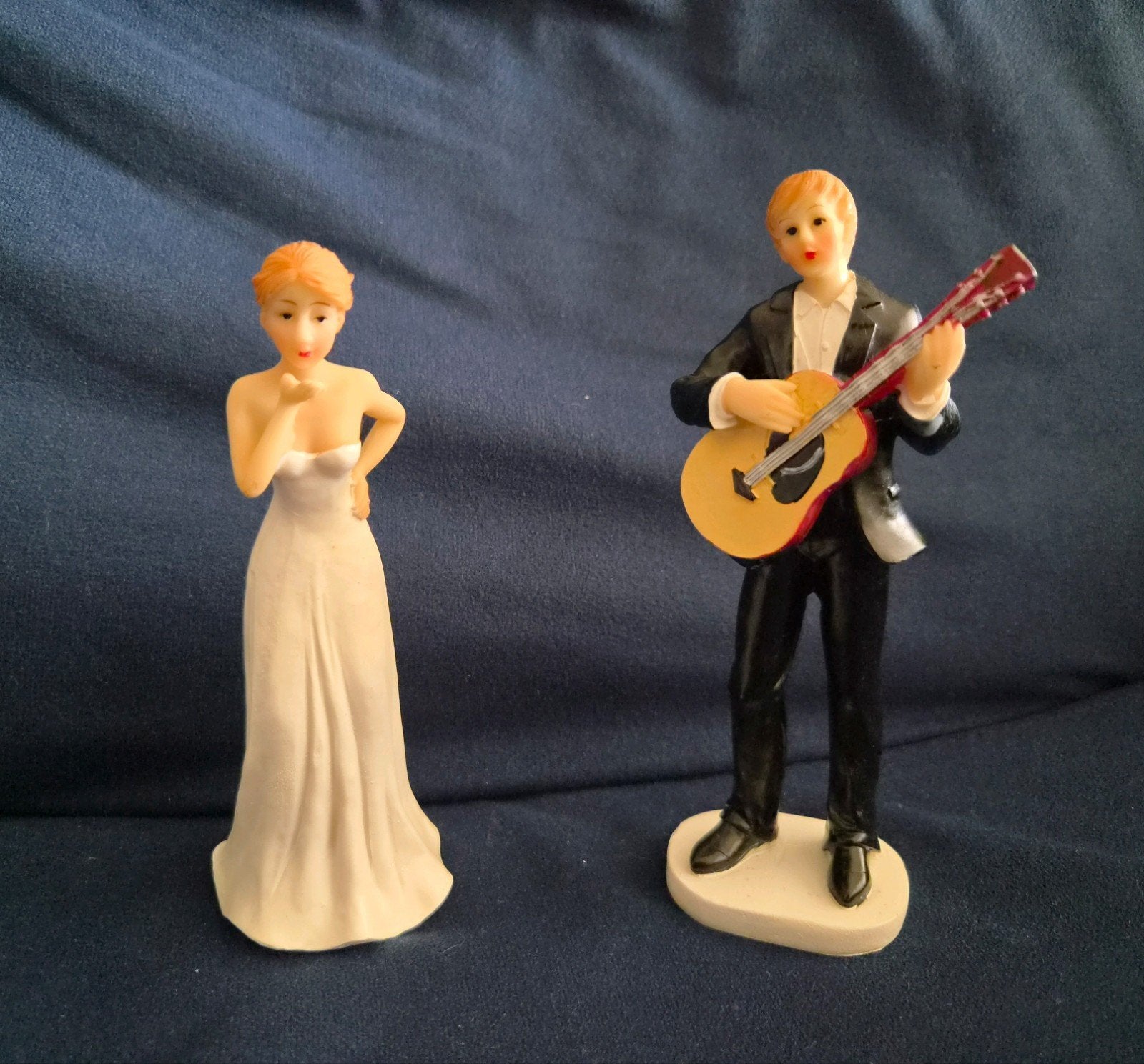 Taarttopper bruidstaart met gitaar, Hobby en Vrije tijd, Ophalen of Verzenden, Zo goed als nieuw, Taarten, Versiering
