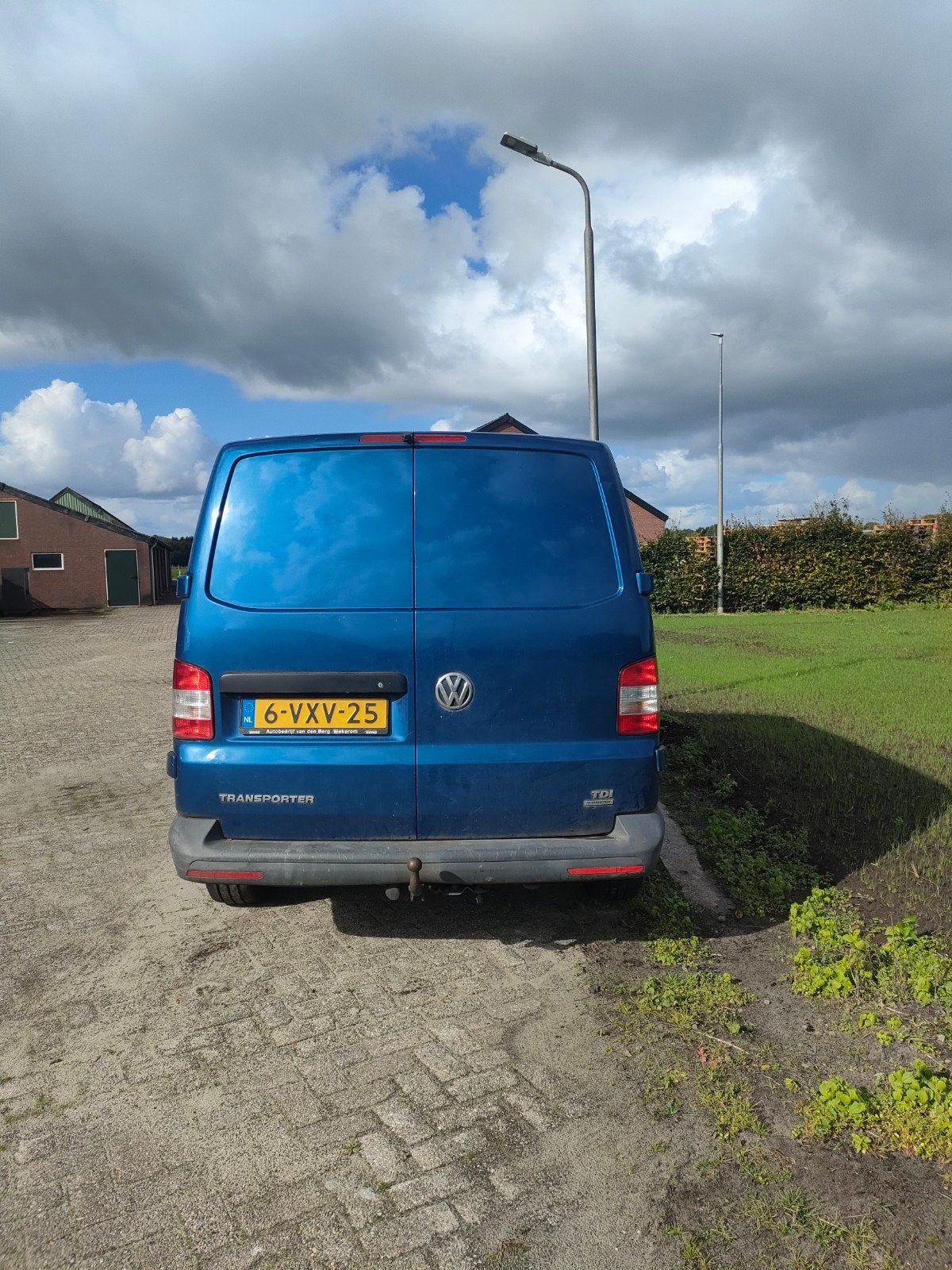 tekoop een volkswagen transporter .heeft geen airco helaas, Auto's, Beige, 4 cilinders, Volkswagen, Particulier