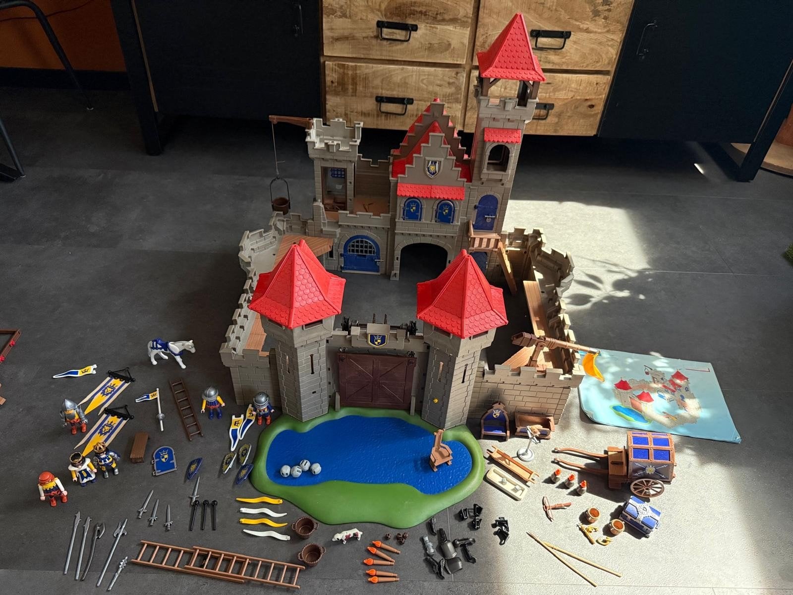 Playmobil - Groot Ridderkasteel / Koningskasteel, Ophalen of Verzenden, Zo goed als nieuw