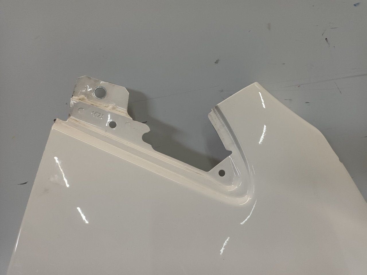 Spatbord rechts voor Ford Ka, Onderdelen@venauto.nl, Van der Ven Autorecycling B.V., Gebruikt, Ettenseweg 76, 4706 PB Roosendaal, The Netherlands