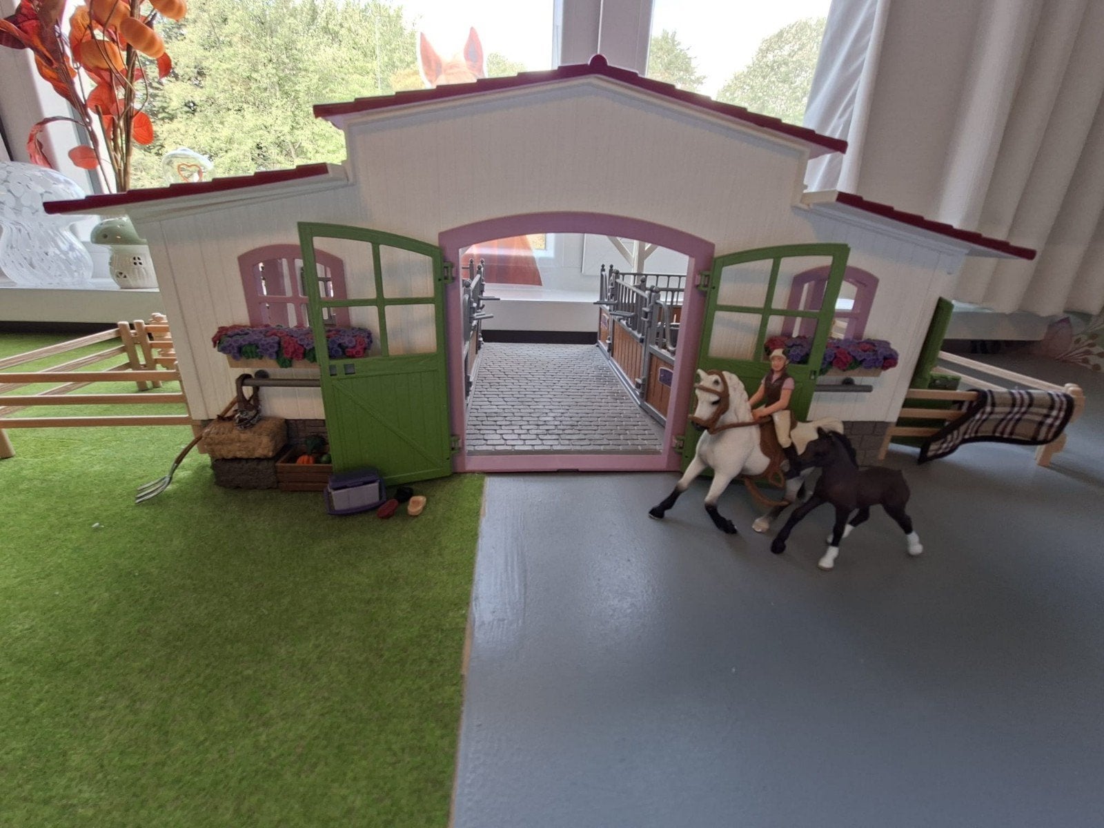 Schleich horseclub grote manege met ruiter en paarden, Ophalen, Zo goed als nieuw, Jongen of Meisje