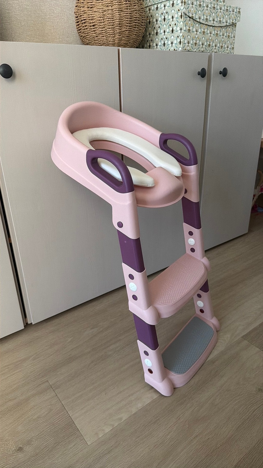 Wc verkleiner met trapje, Ophalen, Zo goed als nieuw