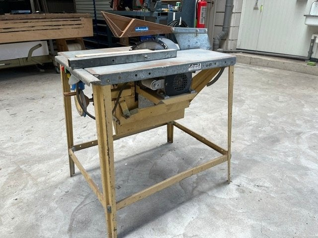 SCHEPPACH ZAAGTAFEL 220 volt, Gebruikt, Cirkelzaag, Ophalen of Verzenden, 1200 watt of meer