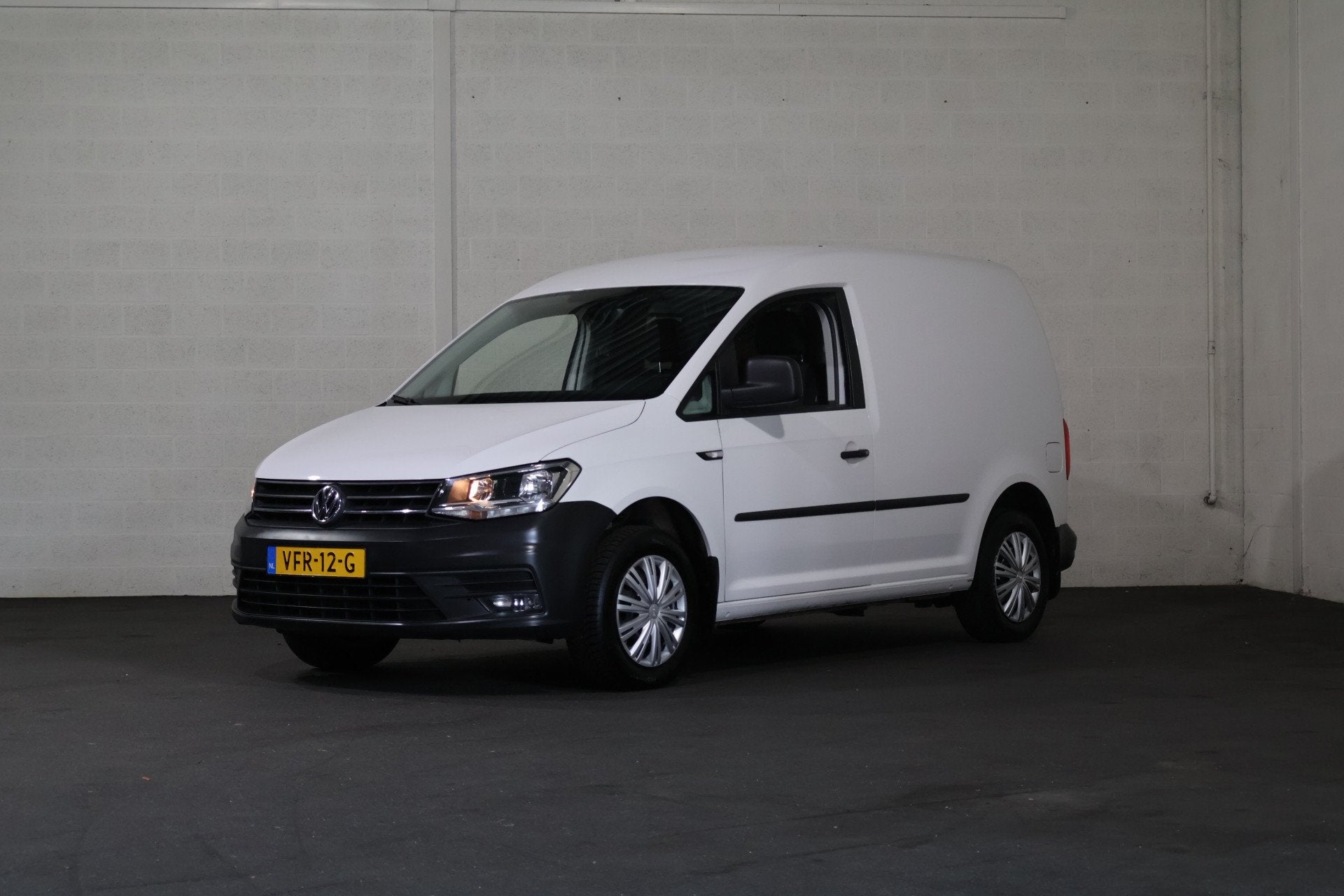 Volkswagen Caddy 2.0 TDI 102pk L1 H1 Airco Navigatie Trekhaa