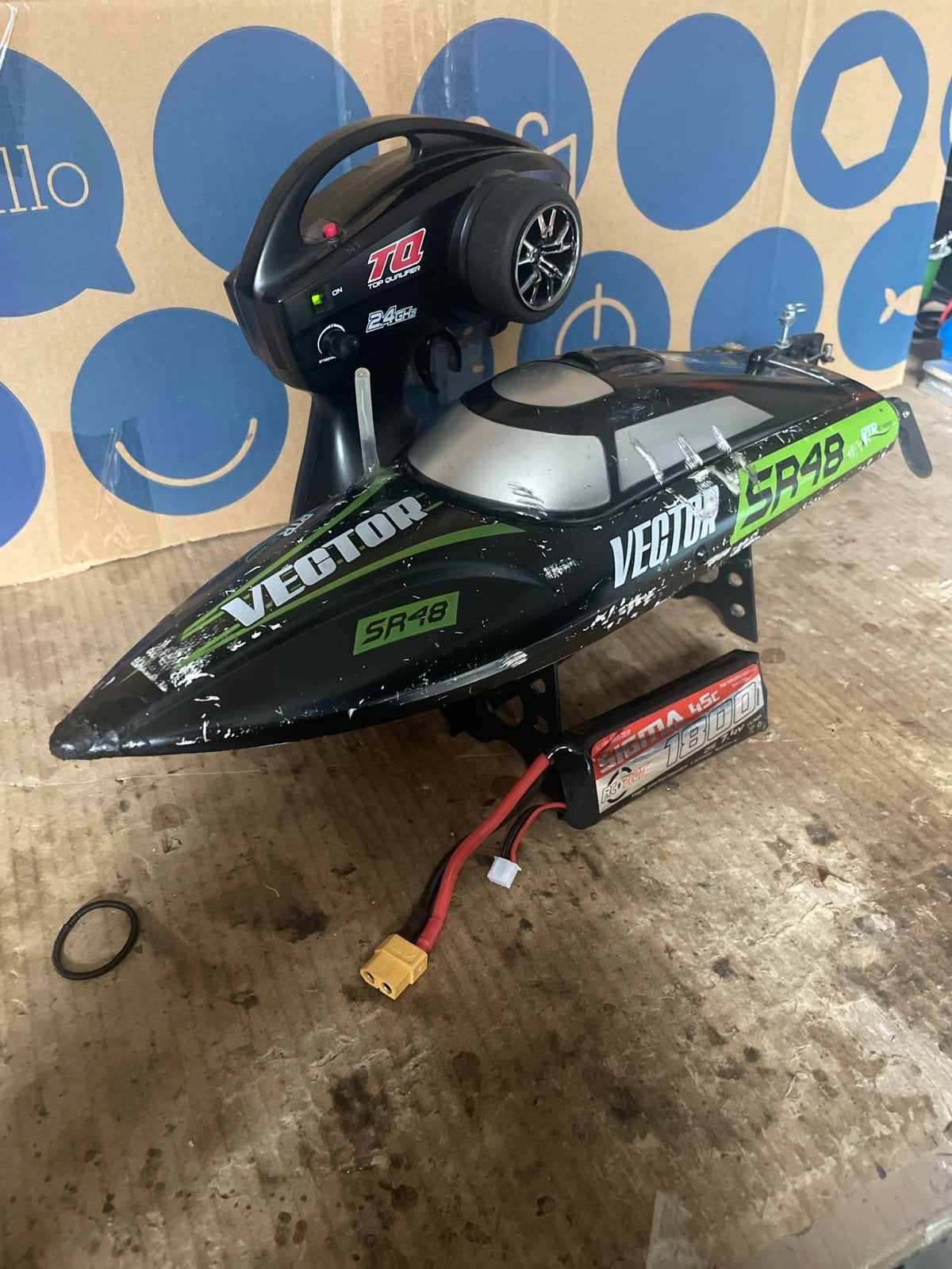 RC Speedboot Vector SR48 met afstandsbediening, Ophalen, Gebruikt, 1:50 tot 1:200, Overige merken