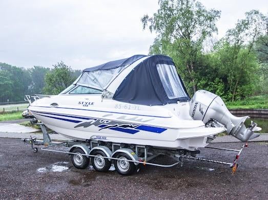 Fibrafort focker 255 225pk honda 4 takt en boottrailer 2006!, Watersport en Boten, Speedboten, Ophalen