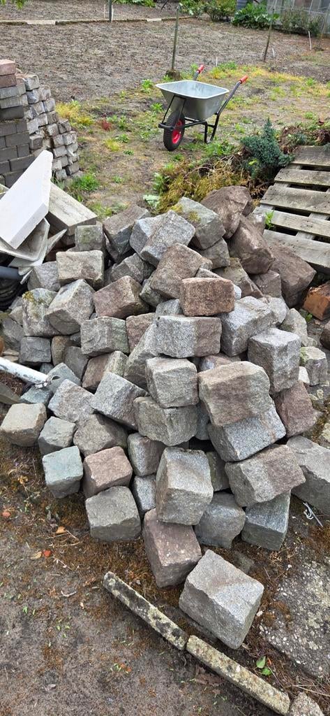 Zweeds graniet kasseien - Gebruikt GRATIS, Ophalen, Gebruikt, Klinkers, Natuursteen
