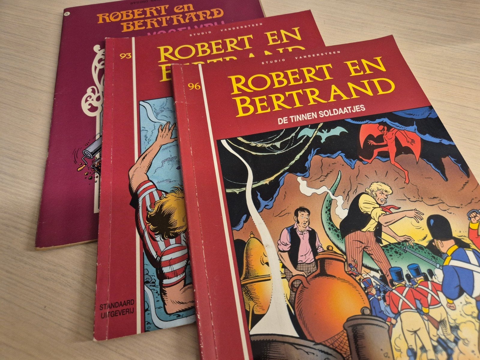 3 hoge nummers Robert en Bertrand mooie rug Willy vanderstee, Boeken, Meerdere stripboeken, Ophalen of Verzenden, Willy Vandersteen