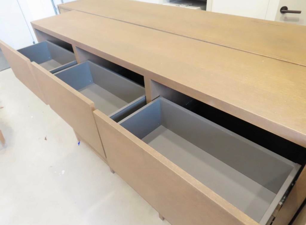 Eikenhout dressoir met lades en deuren., Huis en Inrichting, Kasten | Televisiemeubels, Ophalen, Eikenhout, Zo goed als nieuw