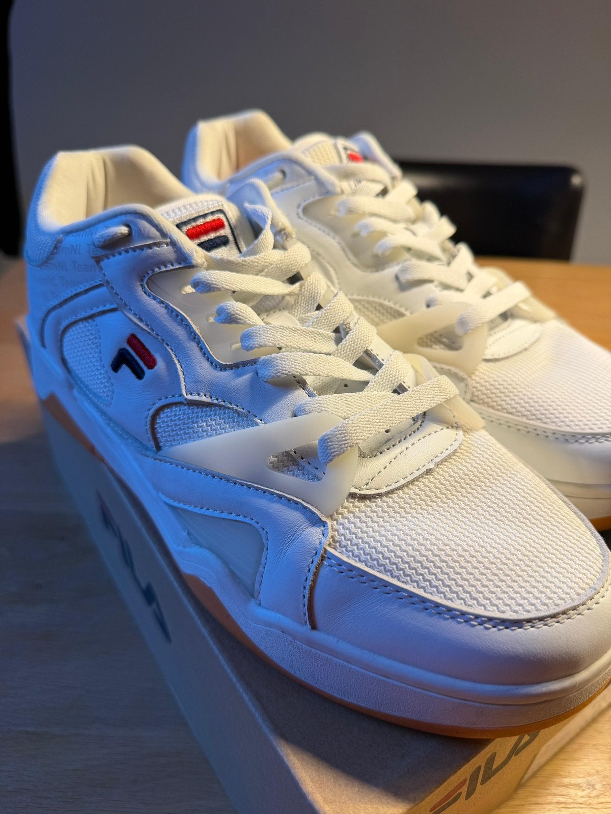 TeamNL Fila sneakers maat 44, Ophalen of Verzenden, Zo goed als nieuw, Wit