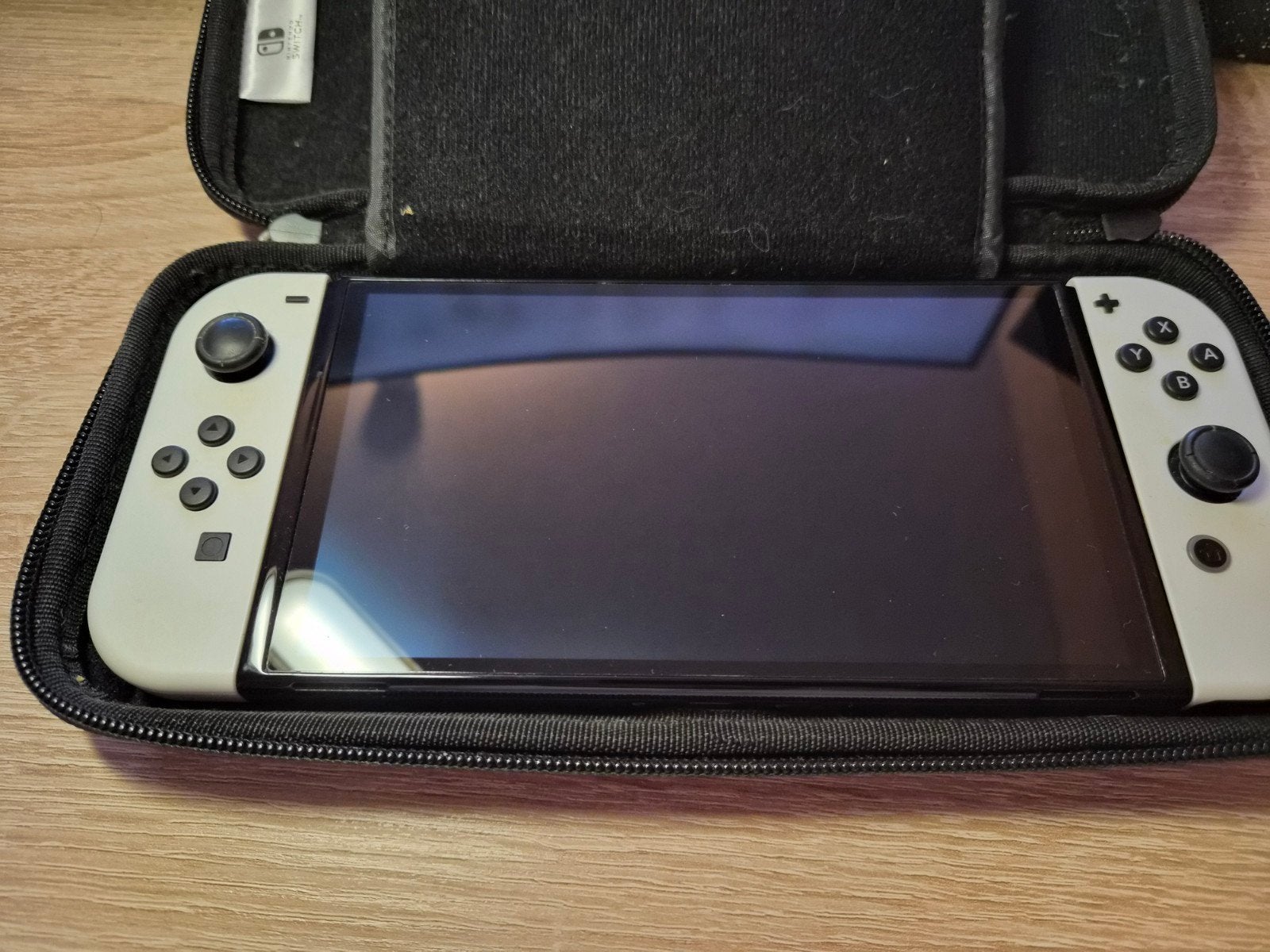 Nintendo Switch OLED met hoes, Ophalen, Gebruikt, Met 1 controller, Switch OLED