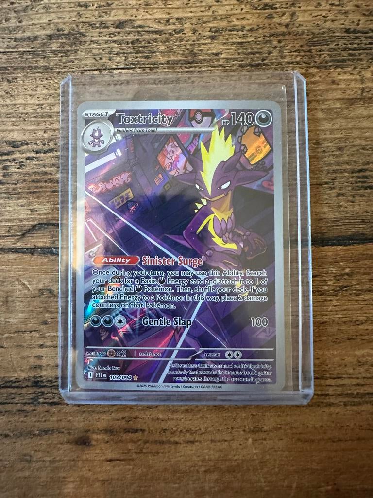 Pokemon kaart - Toxtricity (107/094) - Nieuwstaat, Ophalen, Nieuw, Losse kaart, Foil