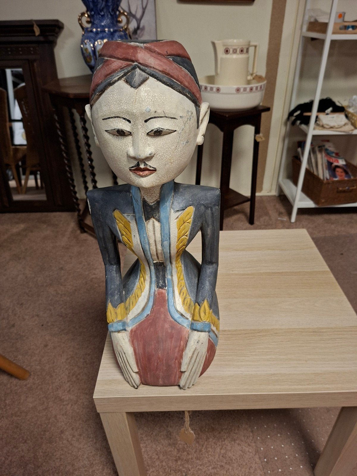 Handgesneden houten buste - Javaanse danser, Ophalen, Buste, 20 - 50 cm, Hout