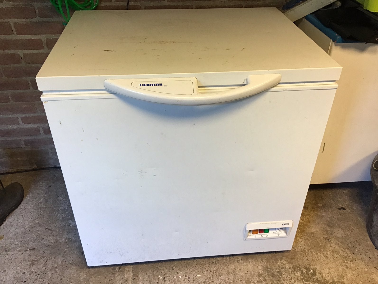 Te koop vrieskist, Witgoed en Apparatuur, Vriezers en Diepvrieskisten, Ophalen, Gebruikt, 85 tot 120 cm
