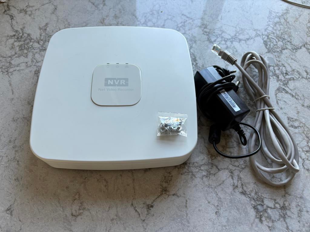 Dahua NVR4116-4KS2 (16 kanaals IP NVR) + POE Switch, Ophalen of Verzenden, Gebruikt