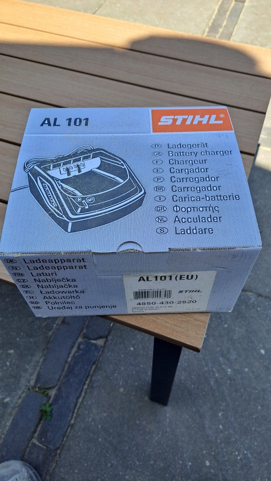 Stihl AL 101 Acculader - Nieuw in doos, Verzenden, Nieuw
