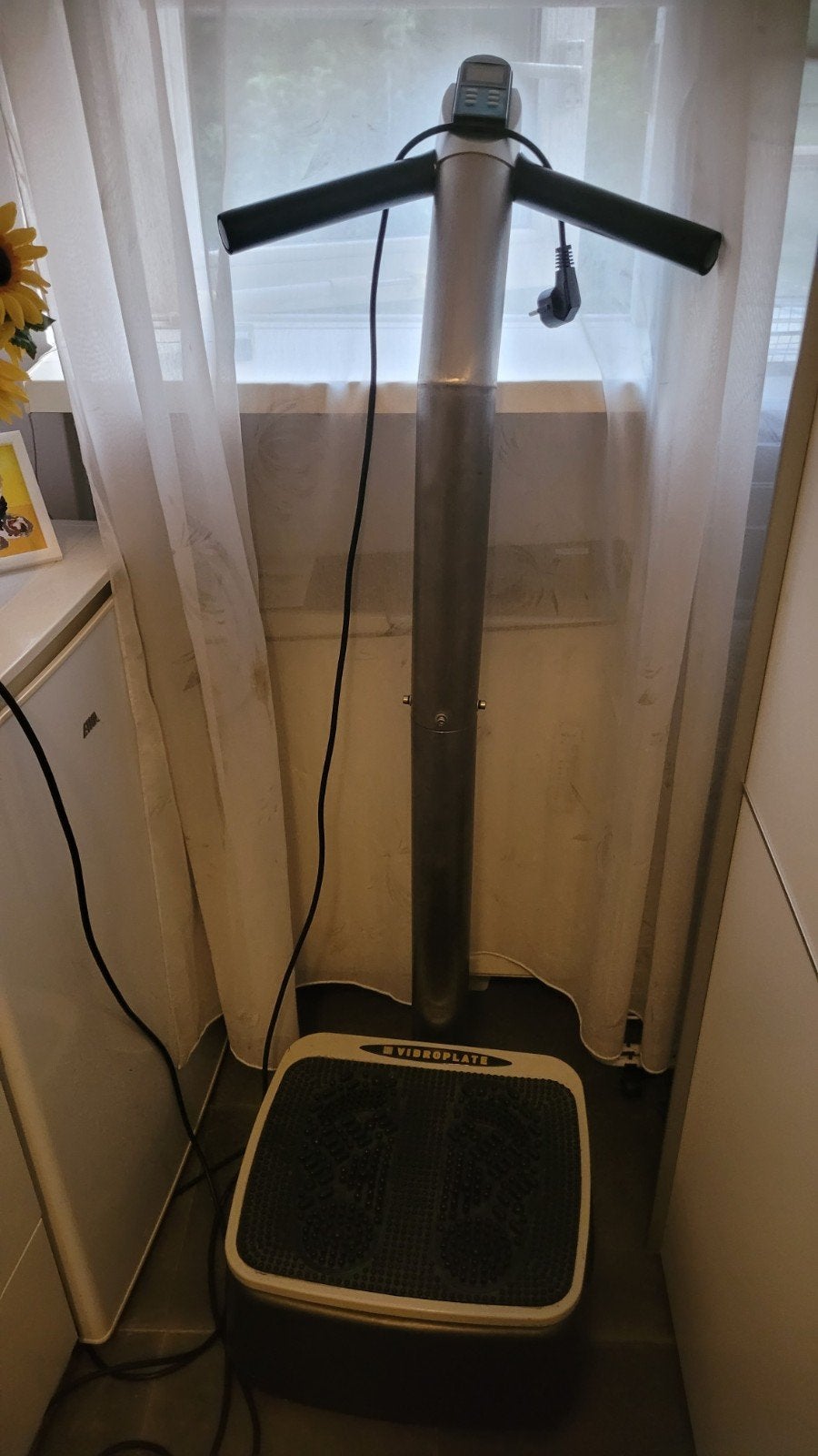 Vibroplate trilplaat - Fitnesstrainer voor thuis, Ophalen, Gebruikt, Trilplaat, Metaal