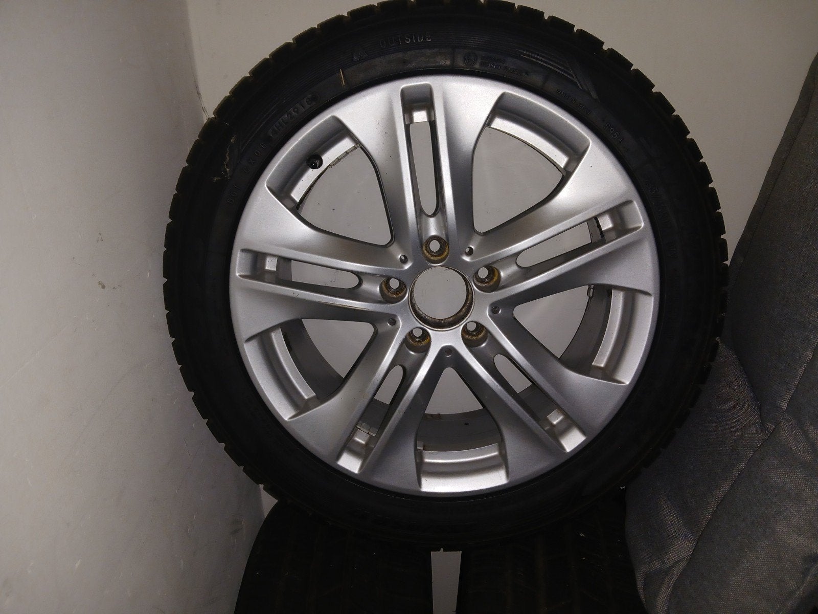 Originele Mercedes 17 inch Ronal velgen met winterbanden, Ophalen, Gebruikt, Banden en Velgen, 17 inch