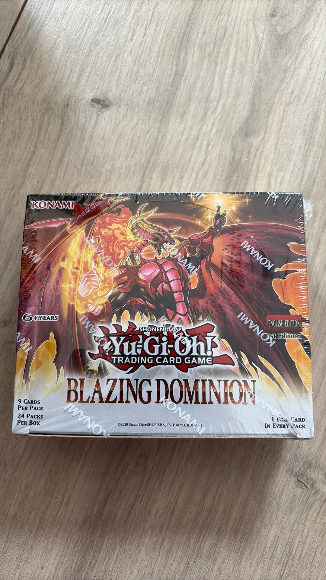 Yu-Gi-Oh! Blazing Dominion Booster Box, Ophalen of Verzenden, Zo goed als nieuw, Boosterbox
