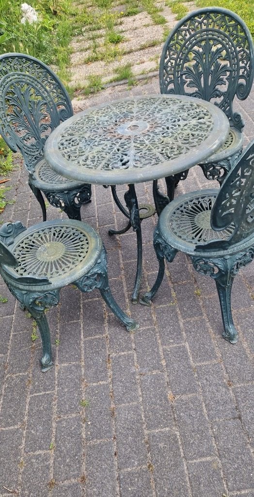 Victoriaanse stijl bistro setje (4 stoelen + tafel), Ophalen, 4 zitplaatsen, Gebruikt, Bijzettafel