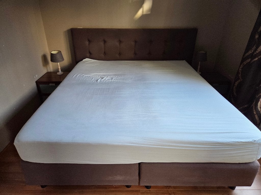 2 p donkerbruin boxspring 200x180, Ophalen, Gebruikt, Bruin, Tweepersoons
