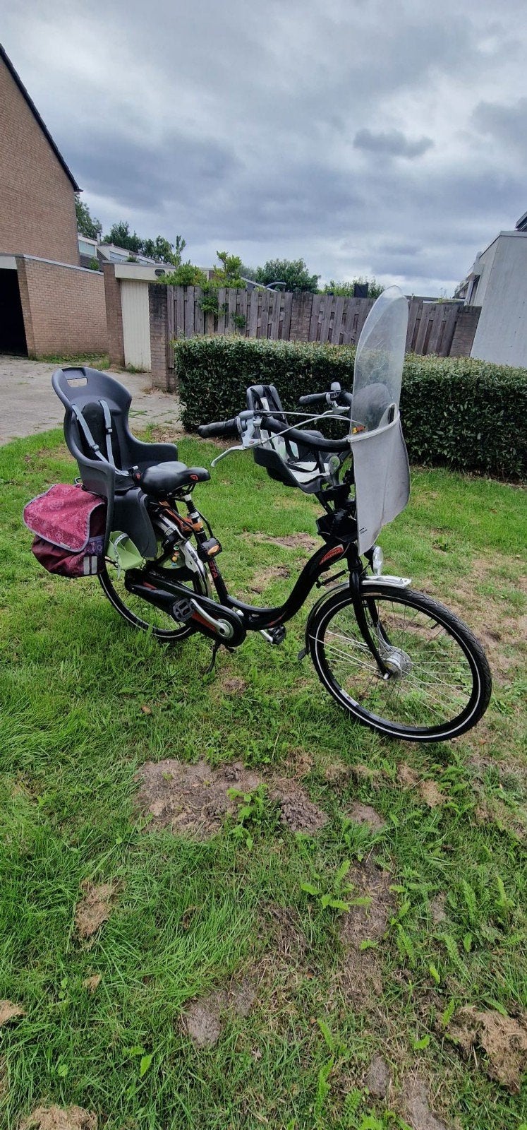 moederfiets vertrouwelijke zeer goede staat. lage instap., 47 tot 50 cm, Dubbele standaard, Zo goed als nieuw, 0 zitjes
