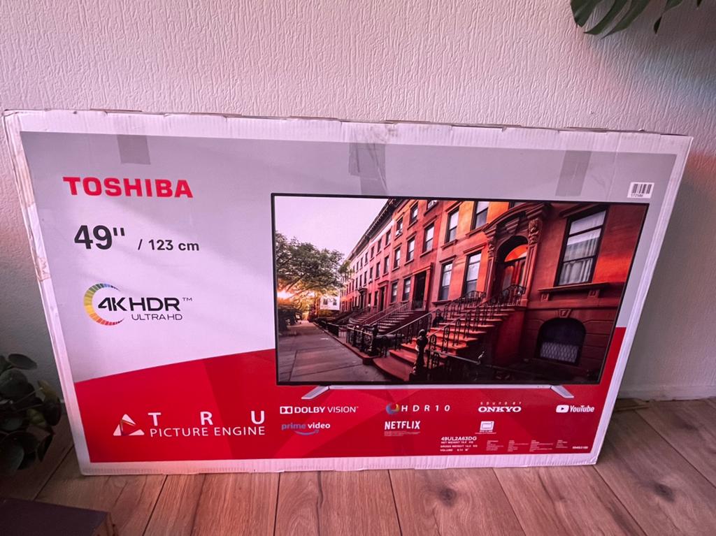 Toshiba TV 49 inch, 50 Hz, Ophalen of Verzenden, 100 cm of meer, Gebruikt