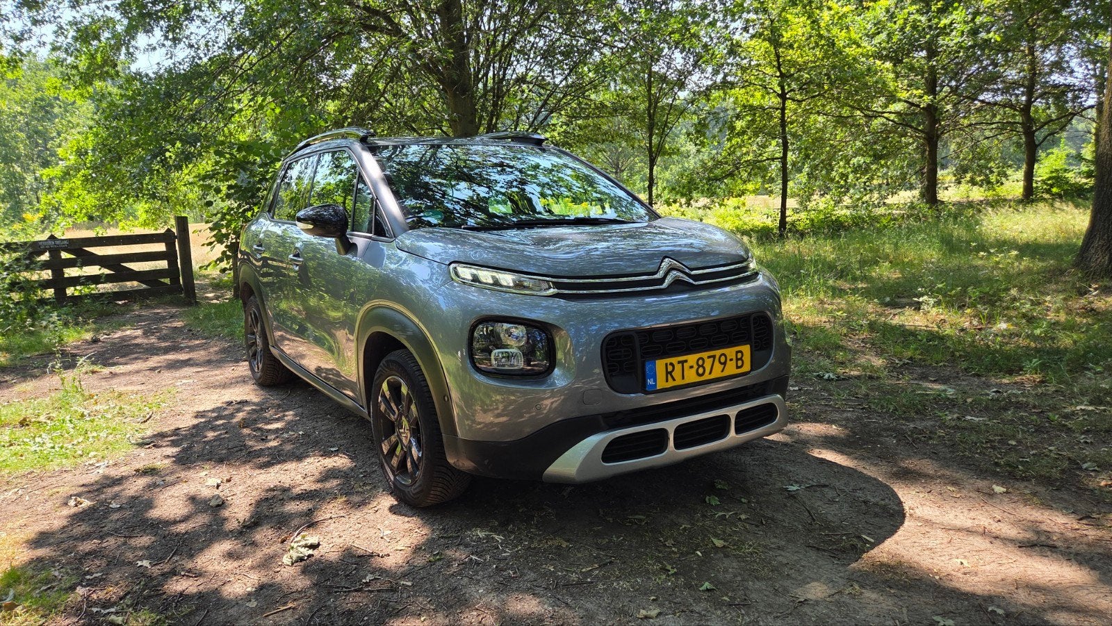 Citroën C3 Aircross 1.2 AUTOMAAT Puretech 110pk S&S Eat6 201, Auto's, Euro 6, Origineel Nederlands, 3 cilinders, SUV of Terreinwagen