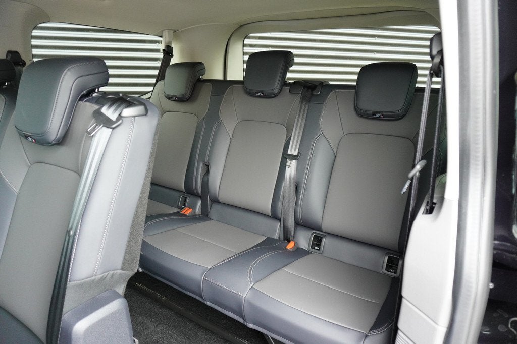 Volkswagen Caravelle Elektrisch E-Caravelle 32 L1H1 Style 2, Auto's, Automaat, Achterwielaandrijving, Gebruikt, Volkswagen