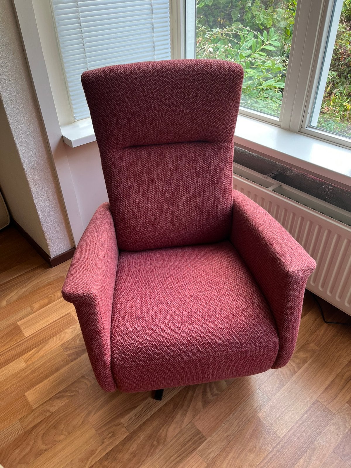 Sta-op draaifauteuil Varese van Velderhof, Ophalen, Minder dan 50 cm, Minder dan 75 cm, Zo goed als nieuw