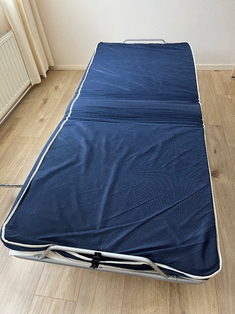 Vouwbed, Ophalen, Gebruikt, Eenpersoons, Blauw