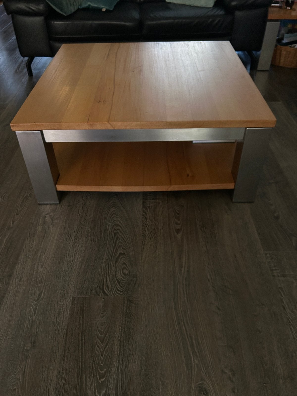 Beuken salontafel van beuken hout en rvs, Huis en Inrichting, Ophalen, Gebruikt, 50 tot 100 cm, Vierkant