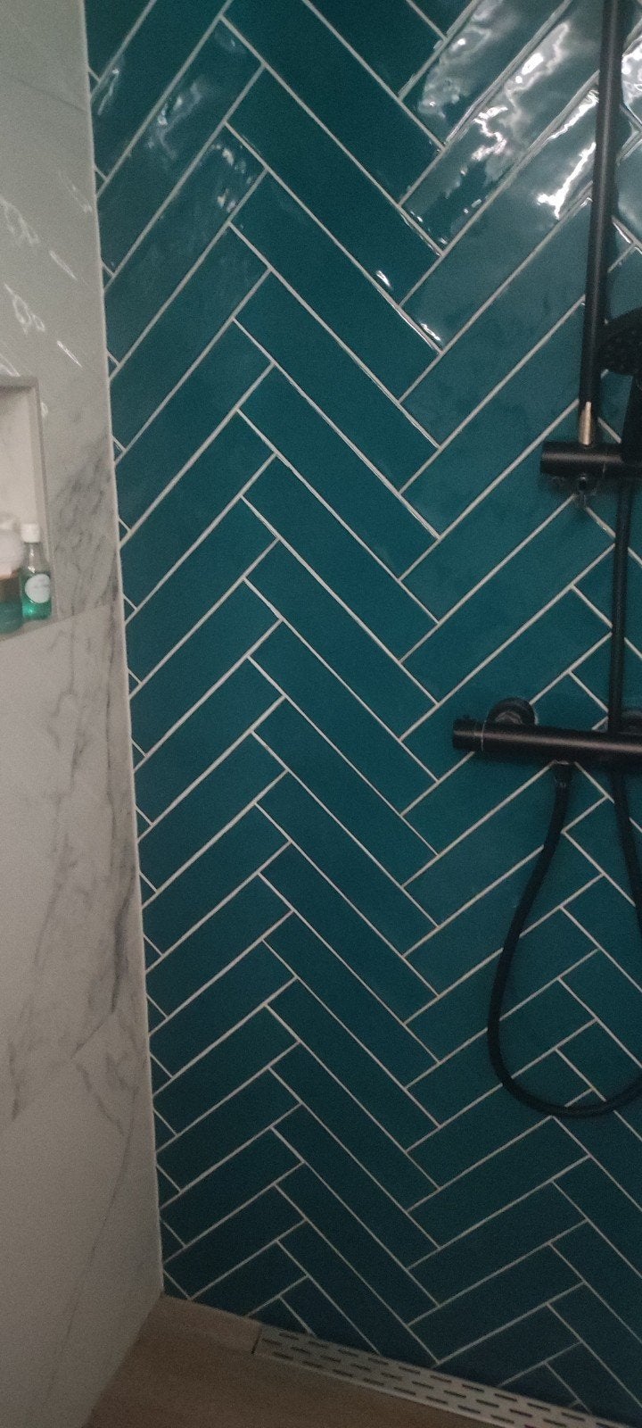 Zeegroene wandtegels (visgraat) - 2.5 m², Doe-het-zelf en Verbouw, Tegels, Ophalen, Nieuw, Minder dan 20 cm, 20 tot 40 cm