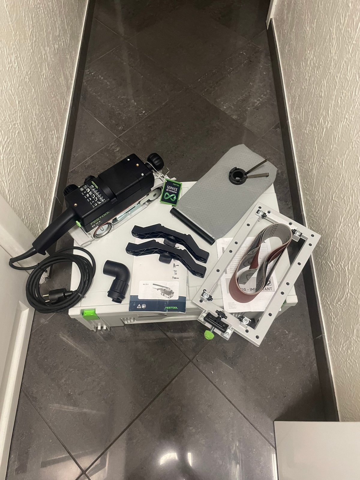 Festool BS 75 E-Set bandschuurmachine | 1010 W., Ophalen of Verzenden, Zo goed als nieuw, 1200 watt of meer
