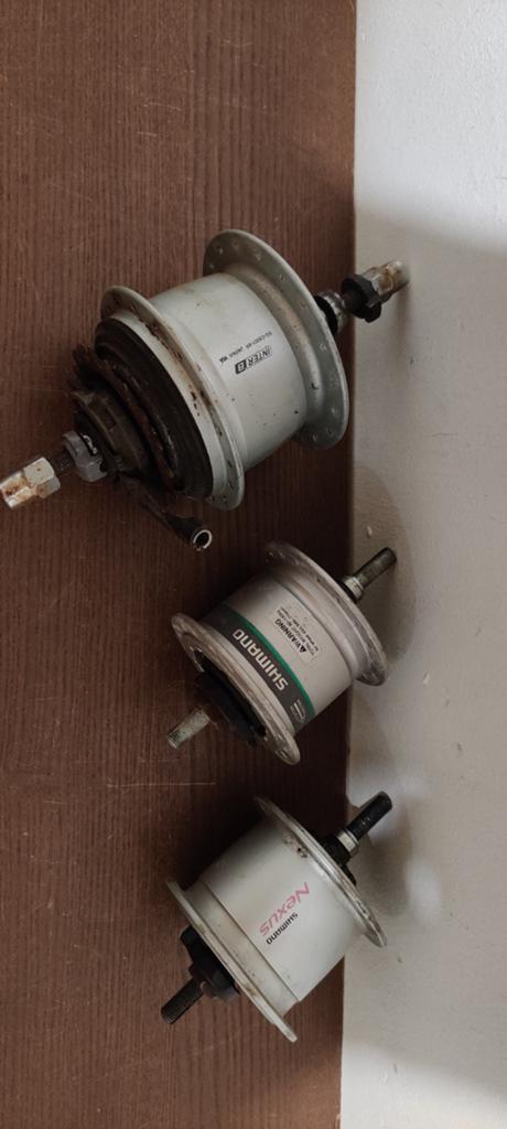 Shimano 8 speed naaf en 2x Dynamo naaf per stuk 10 euro, Ophalen of Verzenden