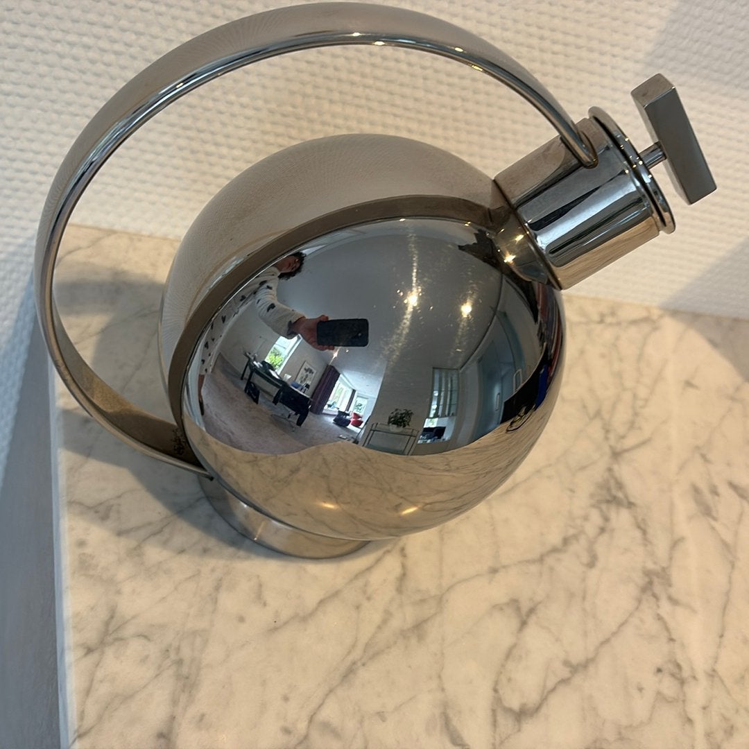 Nieuwstaat: cocktailshaker/theekan van Alessi, Ophalen of Verzenden