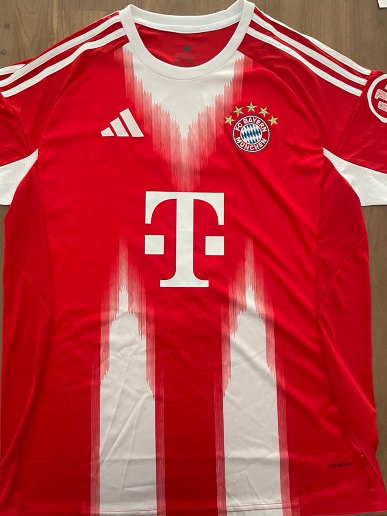 Gesigneerd Bayern Munchen 25/26 shirt Kane, Ophalen of Verzenden, Zo goed als nieuw, Shirt