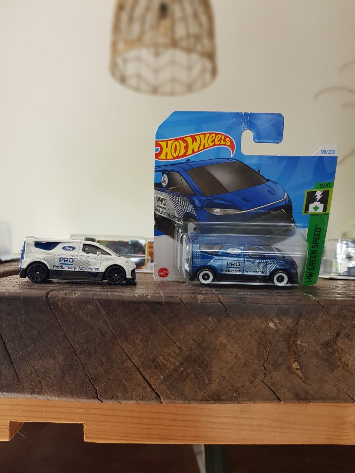 Hot Wheels Ford Performance Supervan 4 (2 stuks), Ophalen of Verzenden